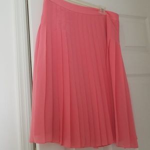 NWT Ann Taylor Pleated Pink Skirt